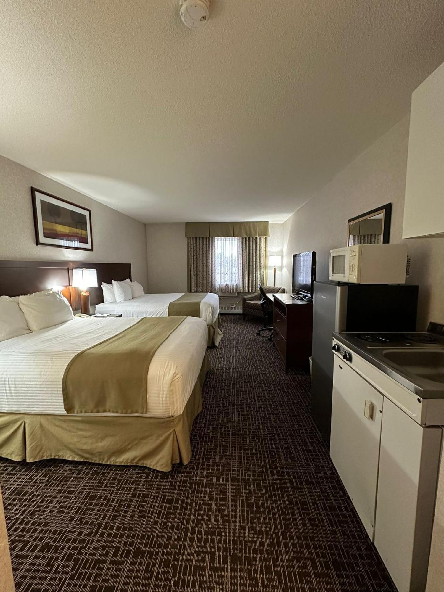 Coast Fort St John Hotel Fort St. John Экстерьер фото